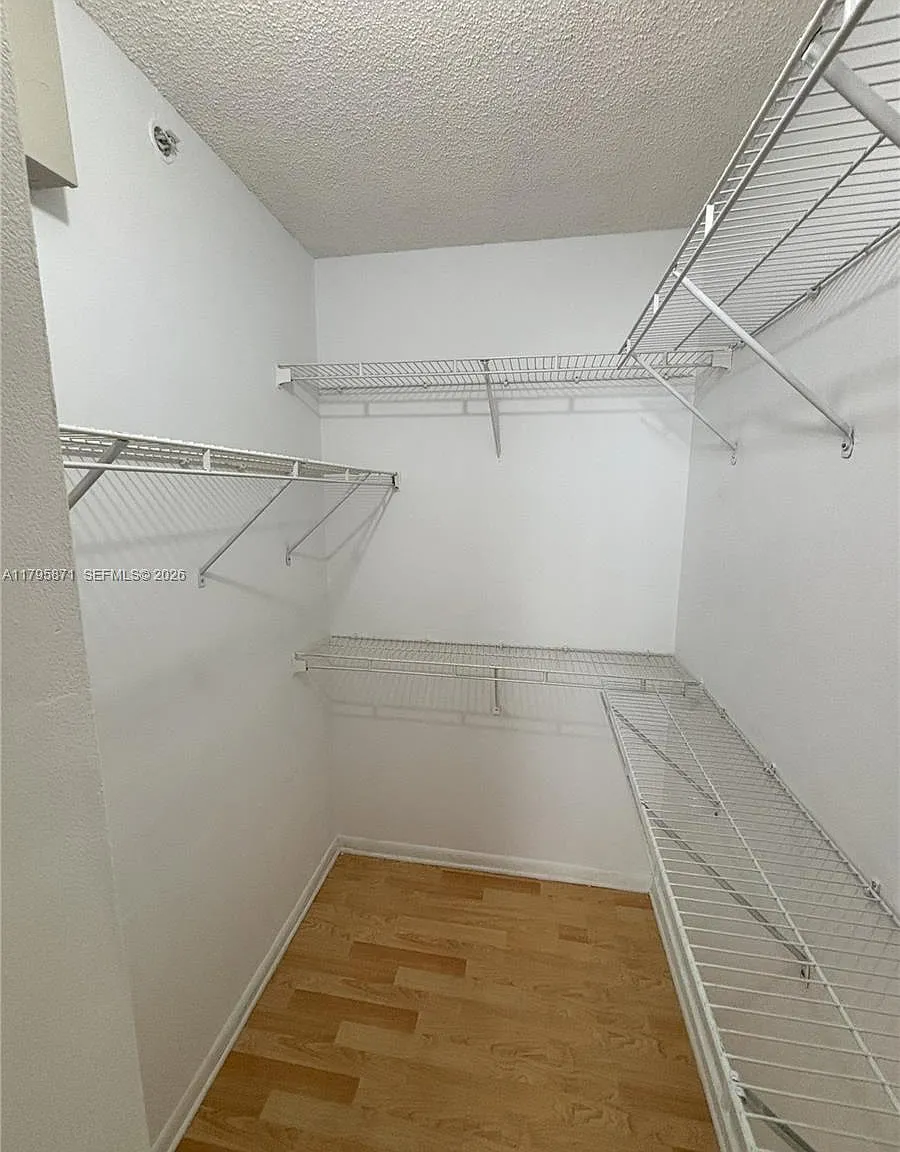 Brickell View Condo — Photo 3