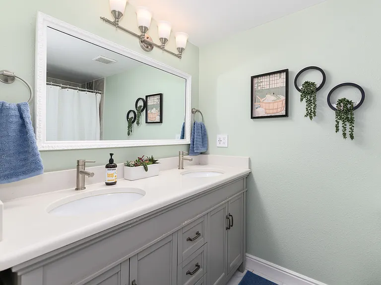 1350 Josephine St #308 — Photo 19