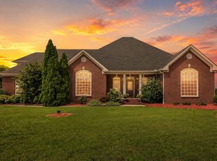 1045 McClure Rd, Clarksville, TN 37040