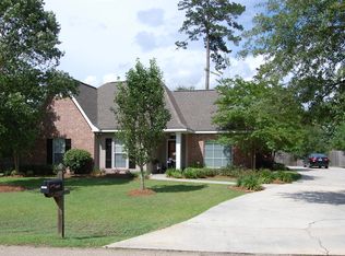 46520 Holly Dr, Hammond, LA 70401