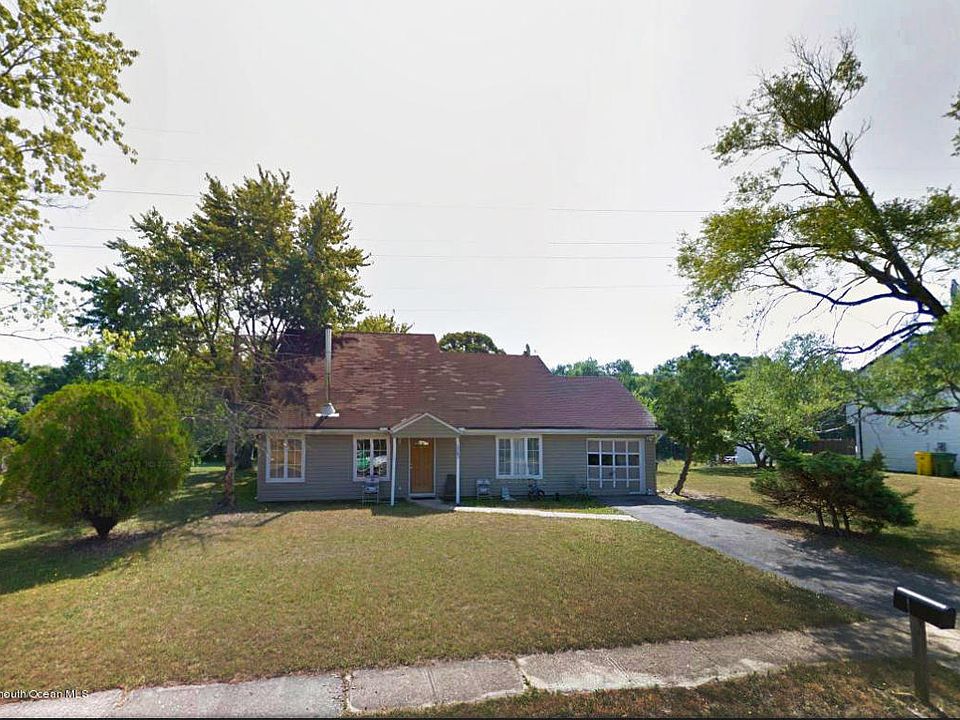 1st image of 1563 Alamitos Dr