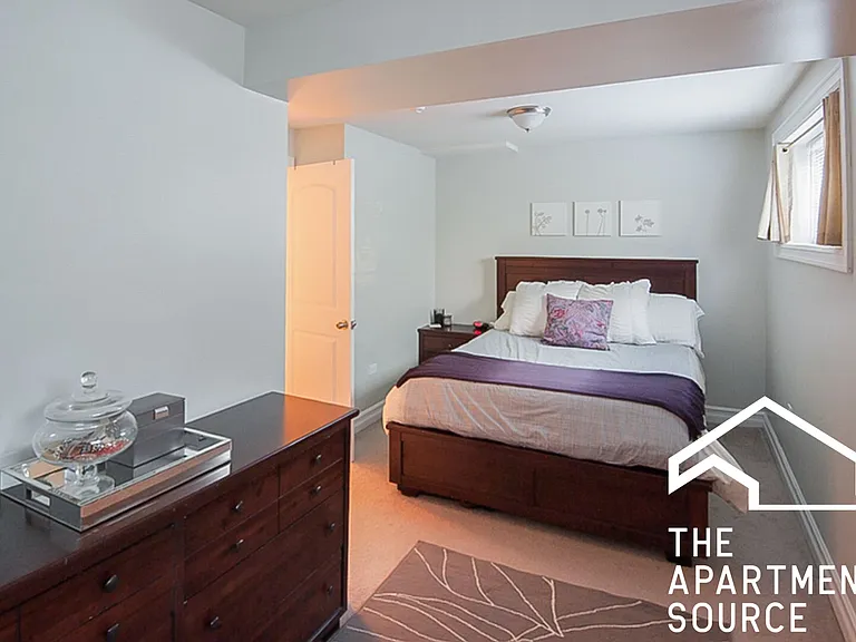 3810 N Sheffield Ave #1E — Photo 3