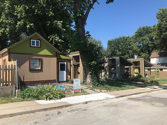 5th image of 1822 Holly St