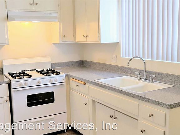 2nd image of 1134 E Elk Ave #6