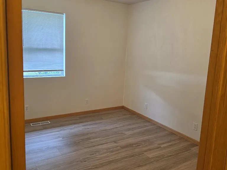 107 Kendall St — Photo 22