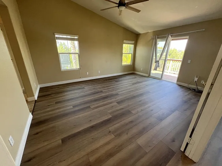 42526 Devant Cir — Photo 34