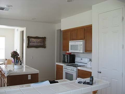5th image of 599 Peregrine Ln