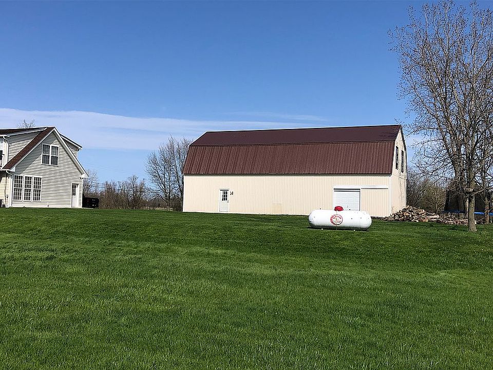 2nd image of 7910 Lincoln Avenue Ext