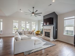 7517 Delancey Dr, College Grove, TN 37046