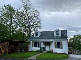 105 E Chestnut St, Pine Grove Mills, PA 16868