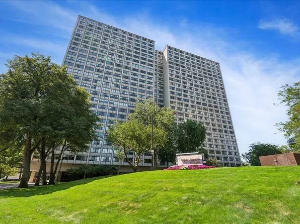 4850 S Lake Park Ave APT 1201, Chicago, IL 60615
