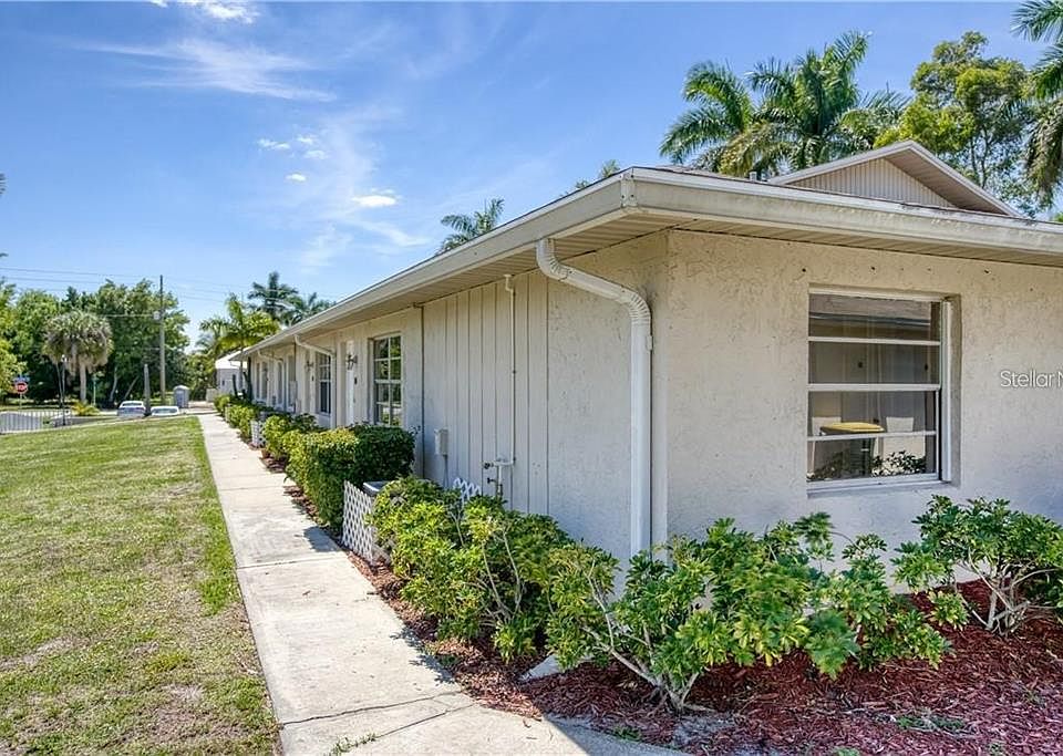 Kings Court Villas Condominiums - 810 Kings Ct Punta Gorda Fl 