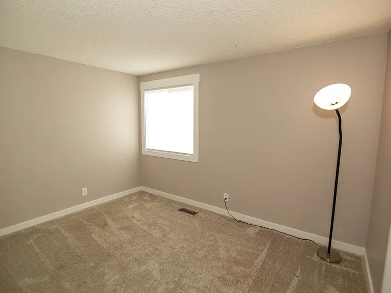 1684 SW Knollbrook Pl — Photo 51