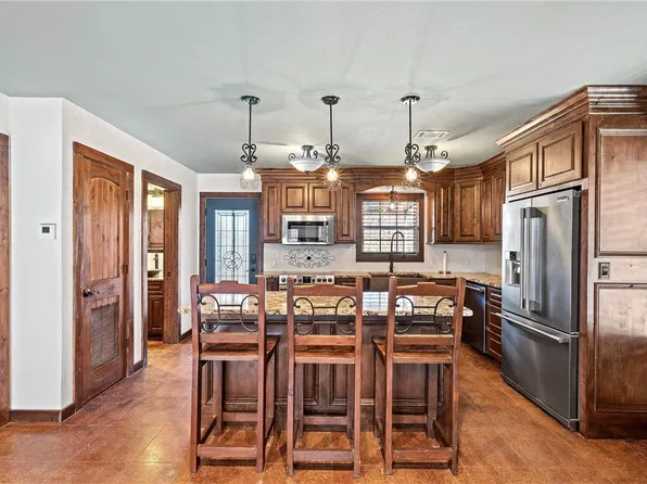 162 County Road 1418, Morgan, TX 76671