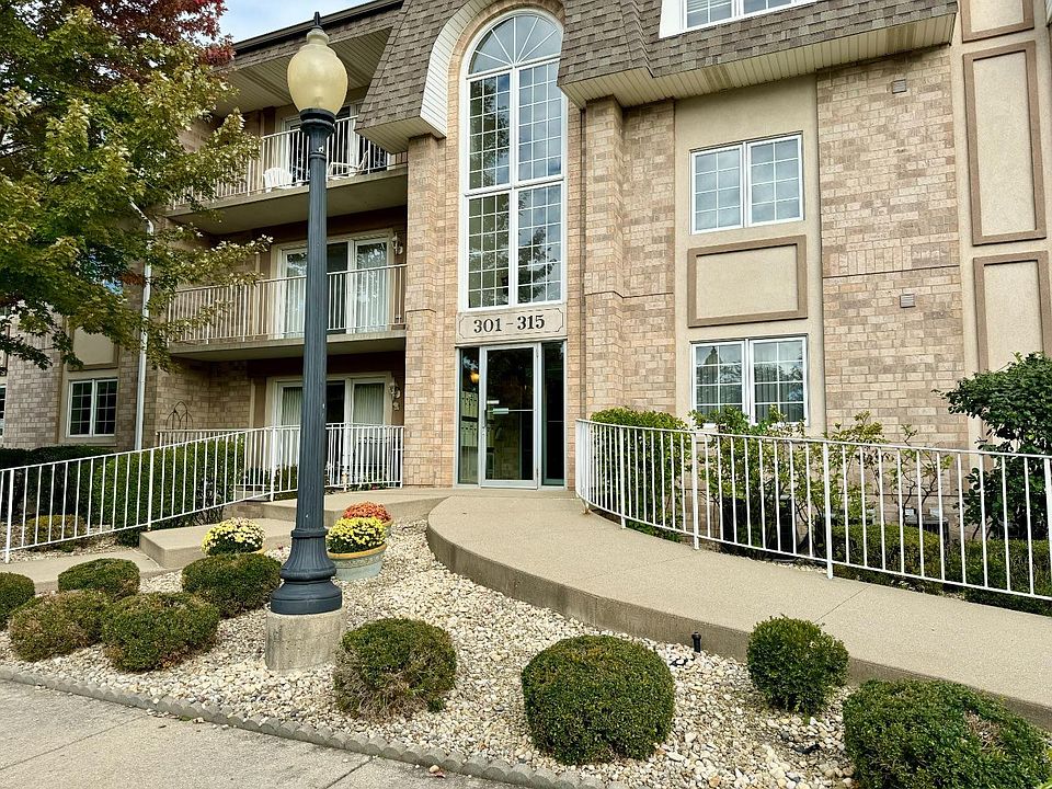 1st image of 310 Swan Dr Unit 2-B