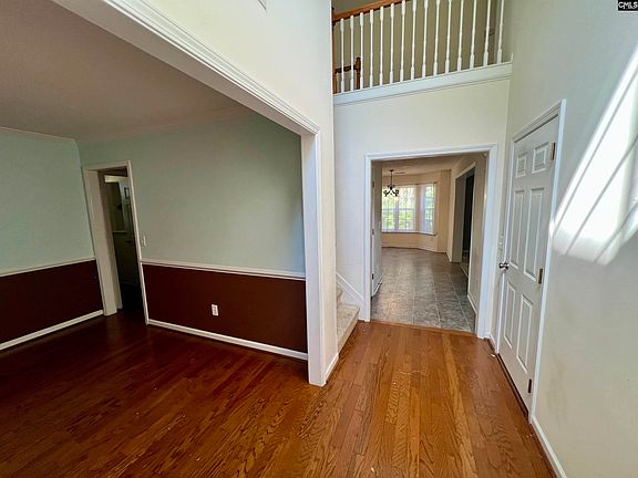 4th image of 310 Wintergreen Rd