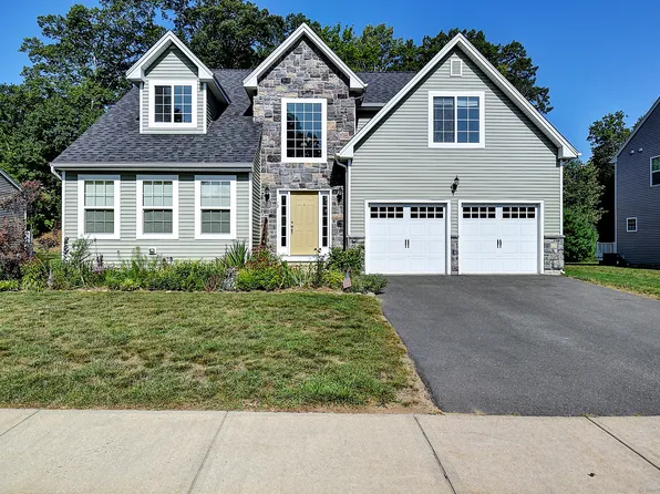 15 Pepin Place #15, South Windsor, CT 06074