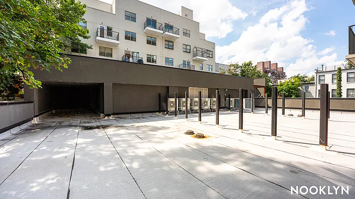 Rented by Nooklyn NYC LLC | media 22