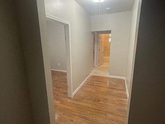 4th image of 78 Oak St APT 1
