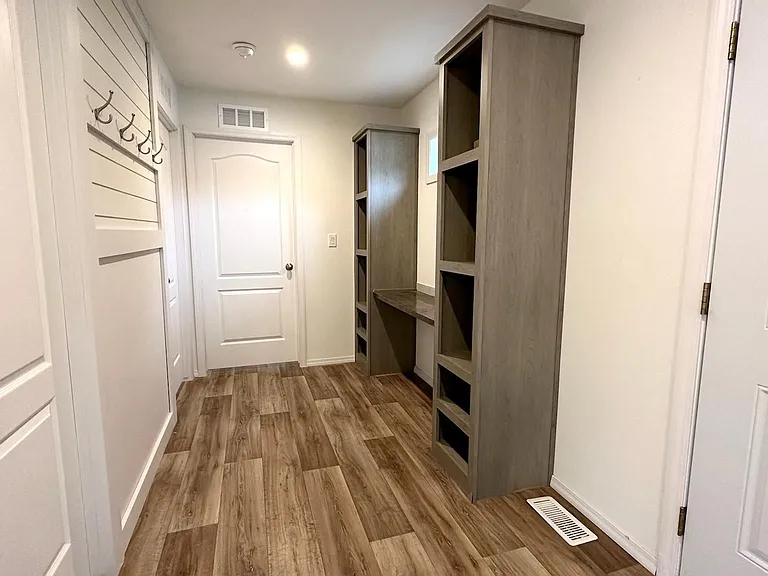 5535 Dysart Rd — Photo 81