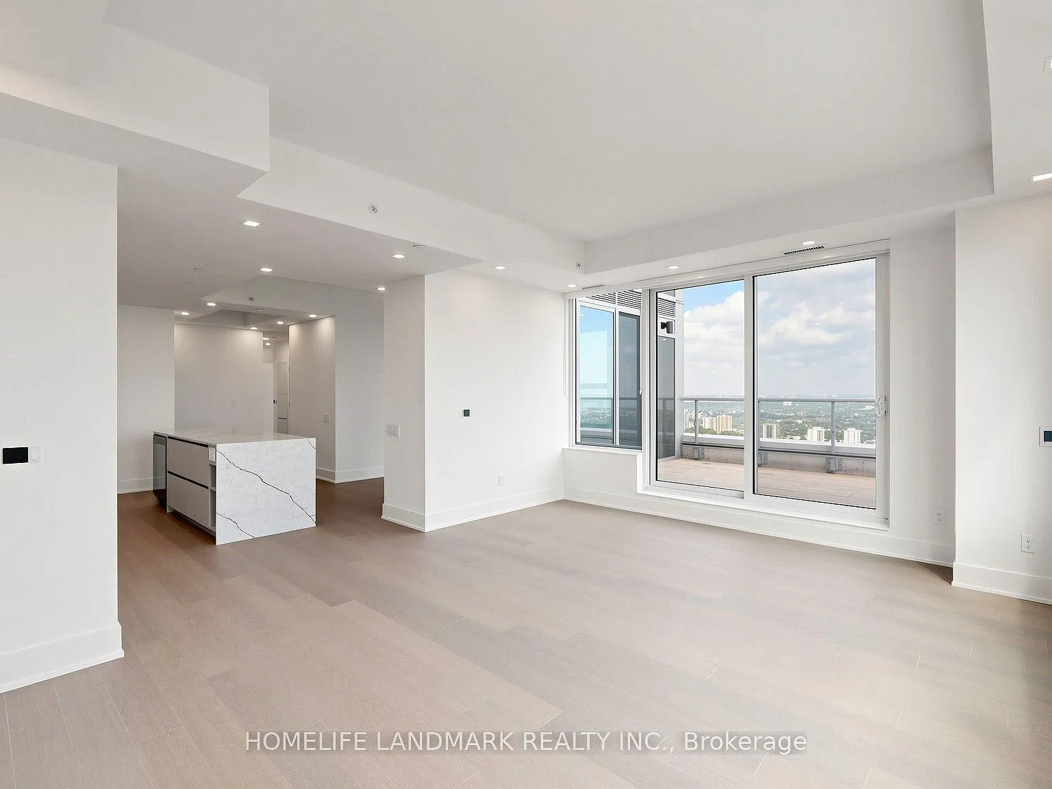 3 bed, $6,200 — Photo 3