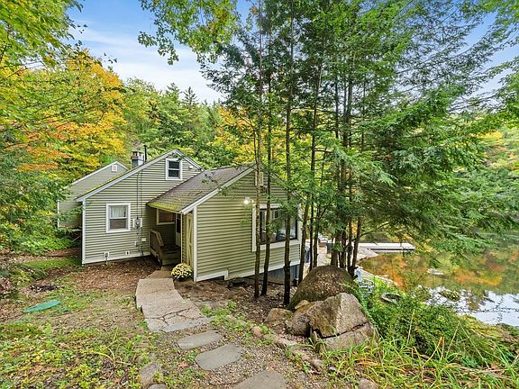 4th image of 224 Cottage Rd