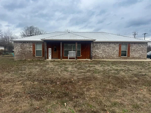 214 4th Ave, Houston, MS 38851