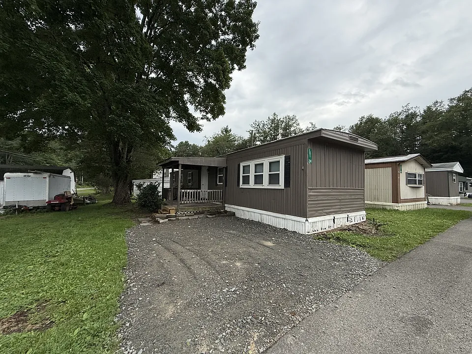 269 Kattelville Rd #24