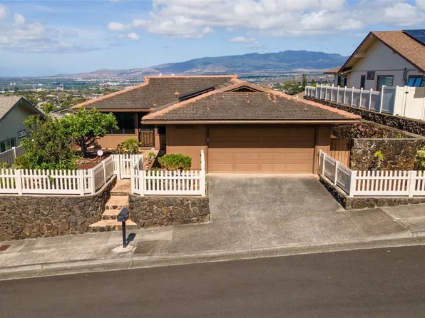 98-1774 Piki St, Aiea, HI 96701