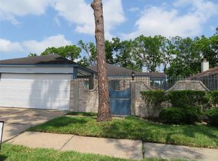 11619 Bowlan Ln, Houston, TX 77035