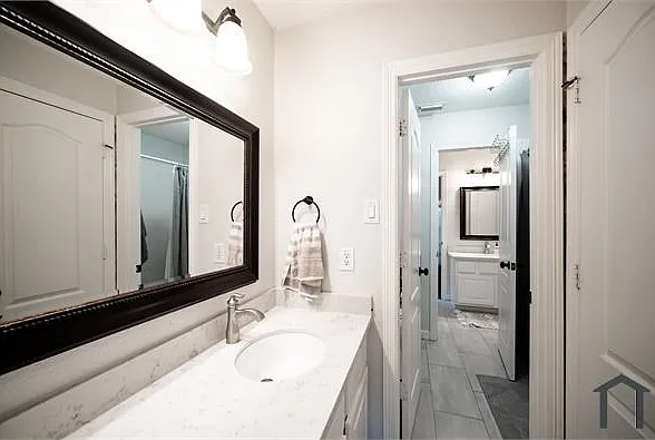 5810 Misty Island Ct — Photo 13