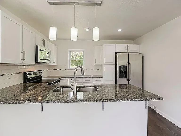 3006 Shrine Park Rd — Photo 5