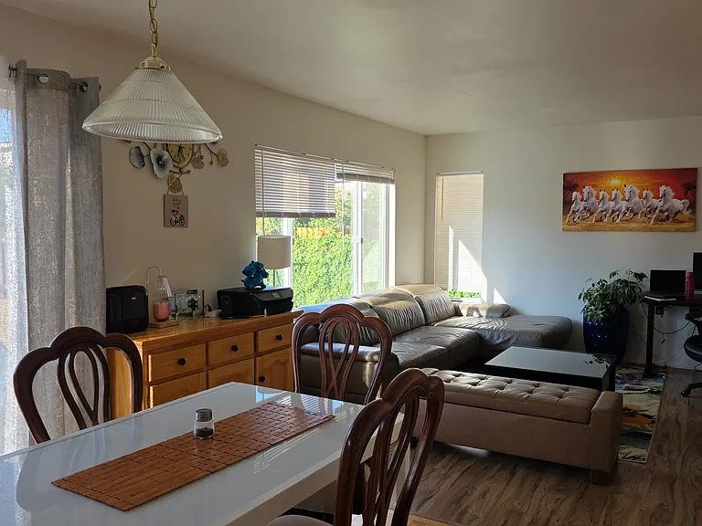 24248 SE 10th Pl — Photo 7
