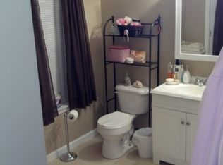 223 Chestnut St APT 201, Morgantown, WV 26505