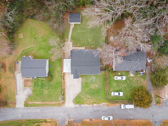 3rd image of 205 Pisgah Dr