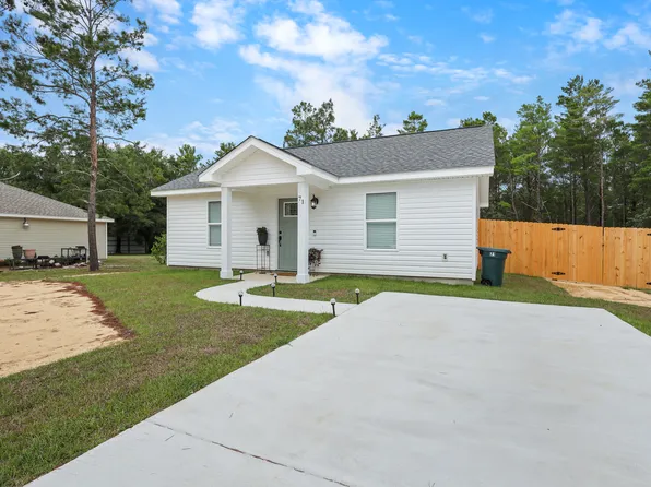 71 E Lafavre Ln, Defuniak Springs, FL 32433