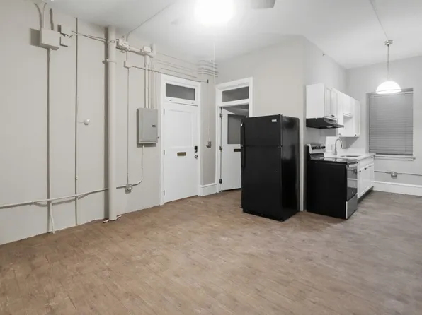 26 Main St, 26 Main St #12, Woonsocket, RI 02895
