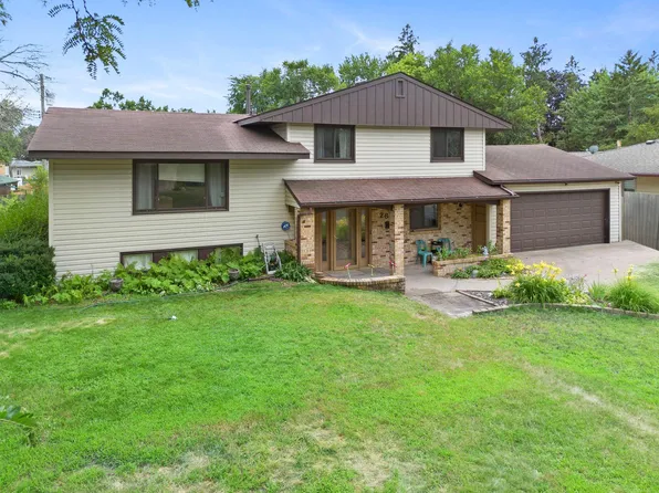 2607 64th Ave N, Brooklyn Center, MN 55430