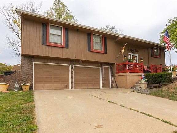 2nd image of 5430 Douglas Ave