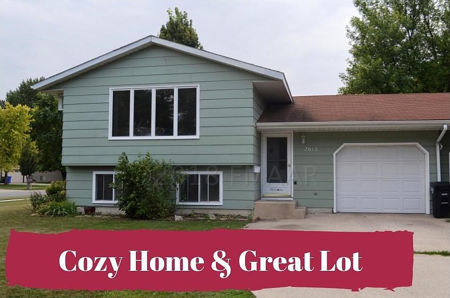 Great Lot & Cozy Home