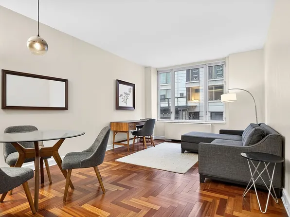 220 Riverside Blvd APT 3R, New York, NY 10069