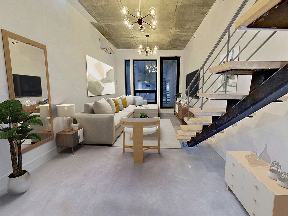 1st image of 27 Montrose Ave #Loftc1