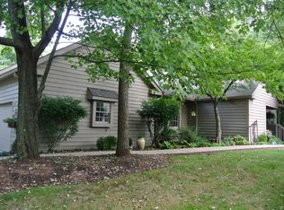 15 Donald Ross Dr, Granville, OH