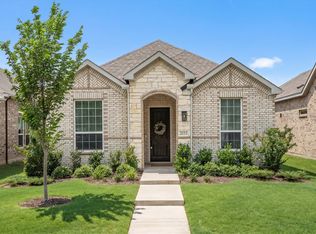 2035 Sherwood Dr, Garland, TX 75041