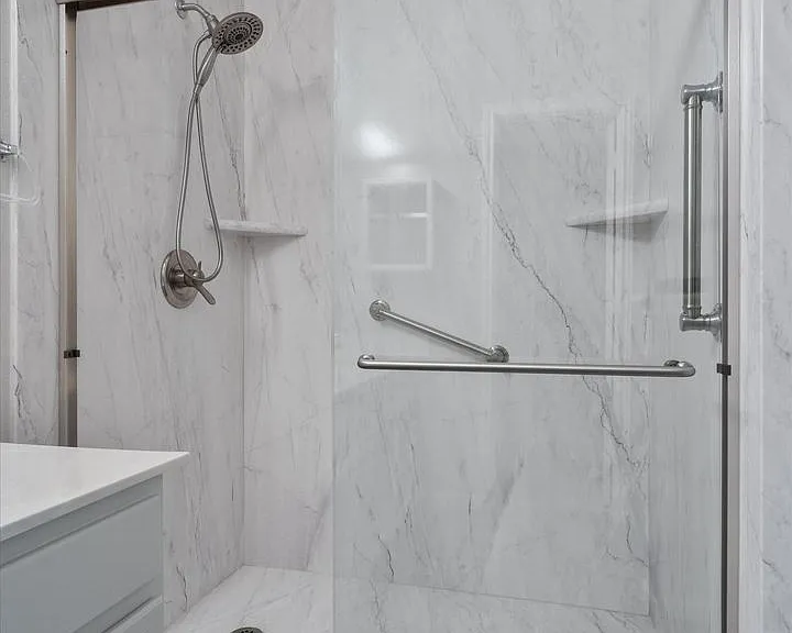 2304 Jesse Owens Dr — Photo 16