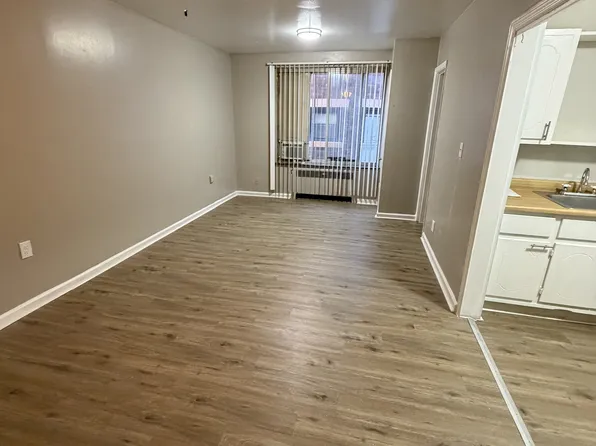 2076 Elm Ave, Cincinnati, OH