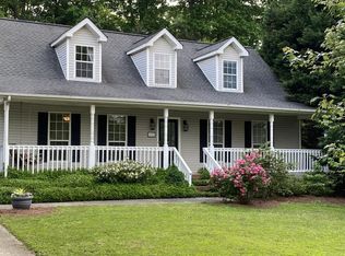 2722 Lake Vista Dr, Buford, GA 30519