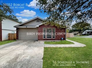 10352 Bobcat Blf, San Antonio, TX 78251