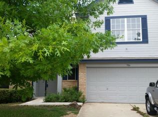 706 Maplecreek Dr, Leander, TX 78641