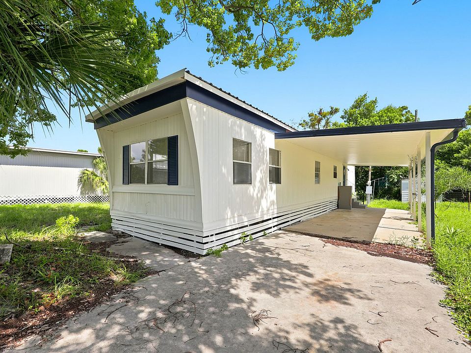 1st image of 7205 Commons Blvd